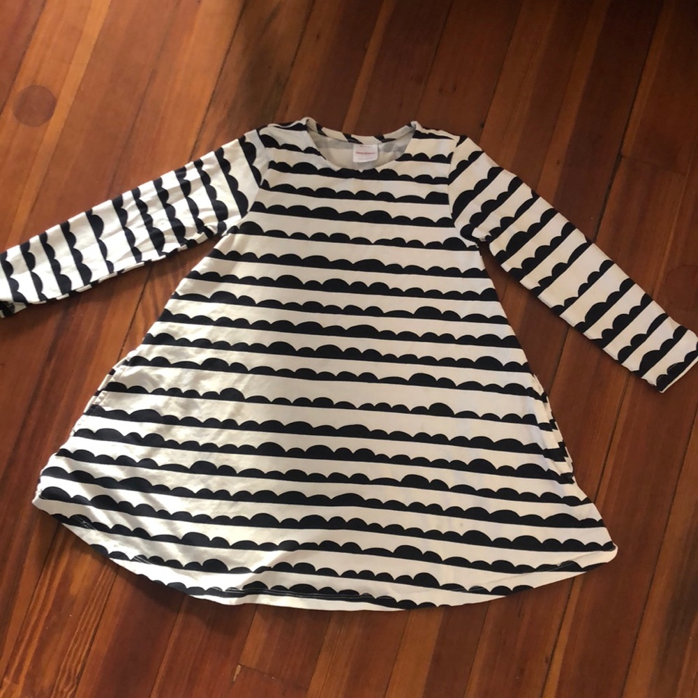 Hanna Andersson long sleeve dress 5 / 110